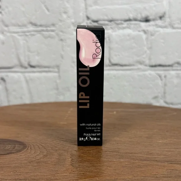 Rodial Lip Oil With Collagen in Original (soft pink) - Picture 5 of 5